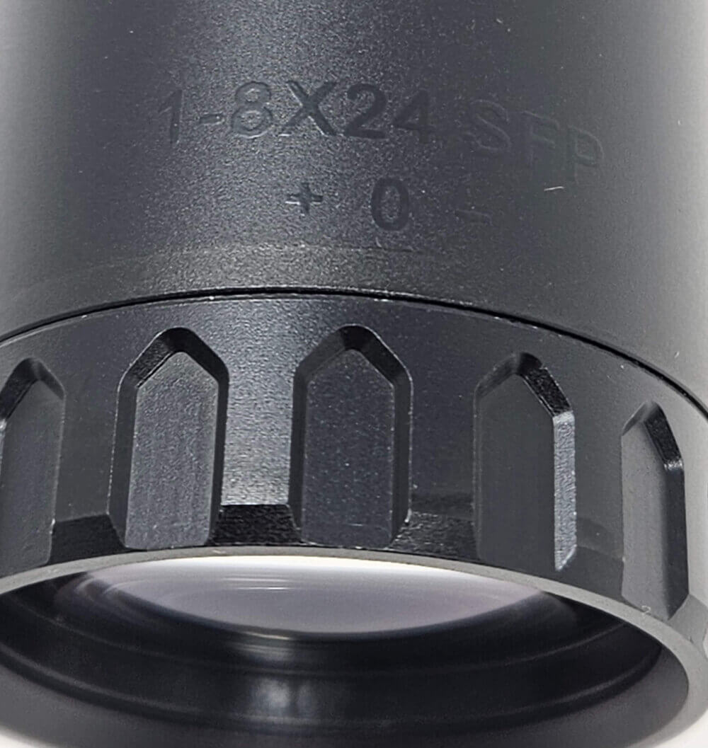 Close up of lens adjustment on Gideon Optics Guardian 1-8x SFP